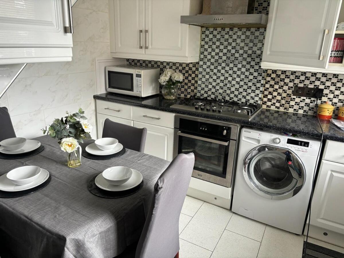Appartamento Spacious 3 Bedroom By Brick Lane Londra