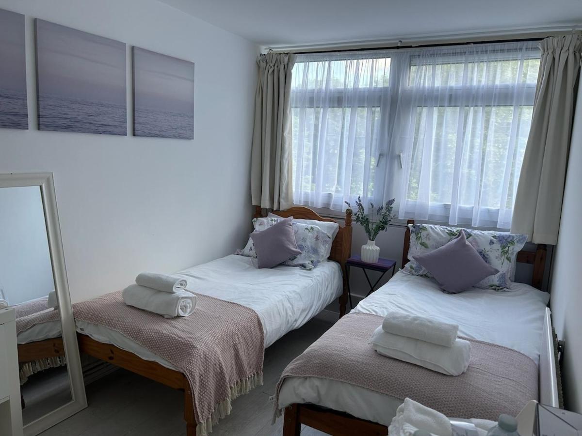 Spacious 3 Bedroom By Brick Lane Appartamento *