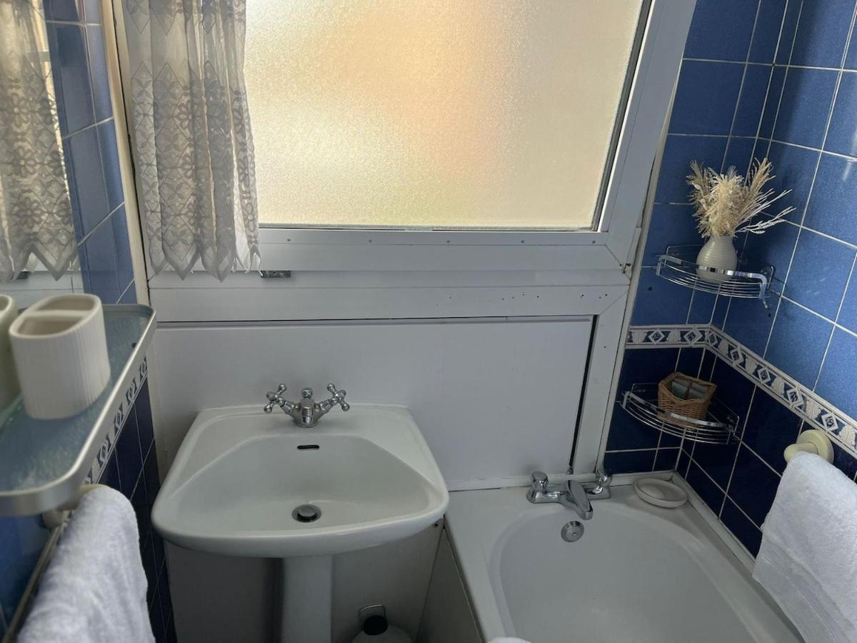 Spacious 3 Bedroom By Brick Lane *